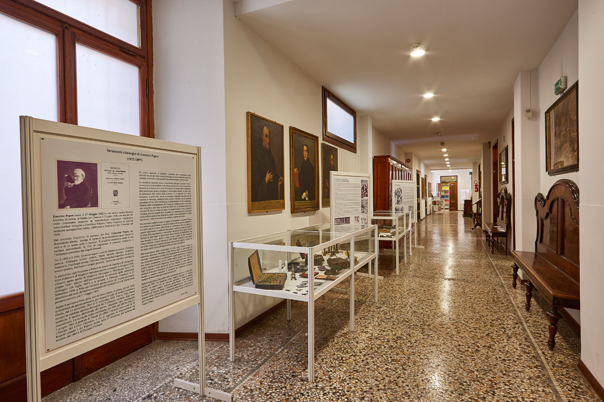 The exhibition corridor, previously part of the original ward of the hospital of 1730